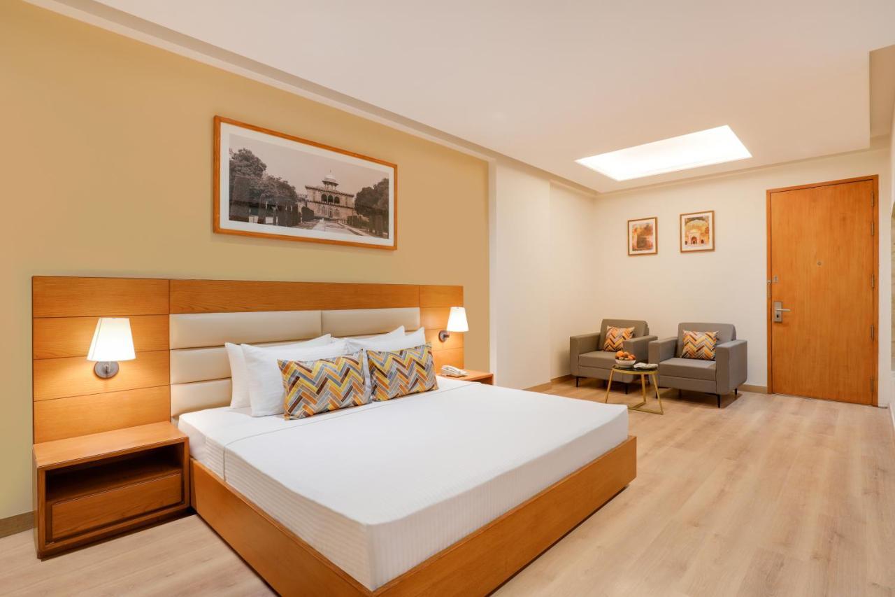 Lemon Tree Hotel Agra Shikohabad Bagian luar foto